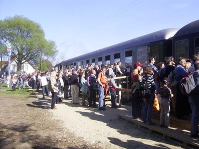 Zug bei der letzten Abfahrt, 19.4.09