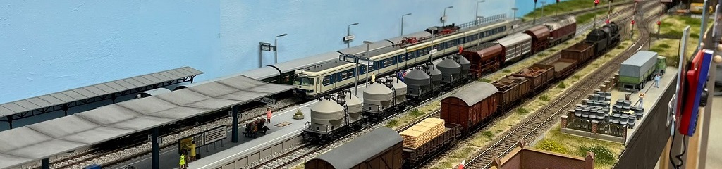 Schattenbahnhof Moosach